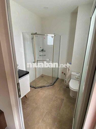 biệt thự mini giá rẻ 8 x 20 có 3 lầu 5pn 5wc sân thượng