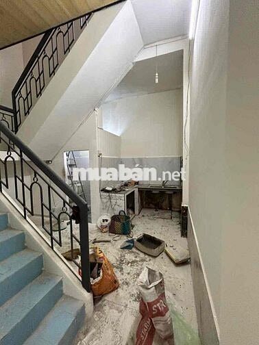 cho thuê nhà hẻm vườn lài mới sữa chữa xong 3PN 4x16m  1 lầu