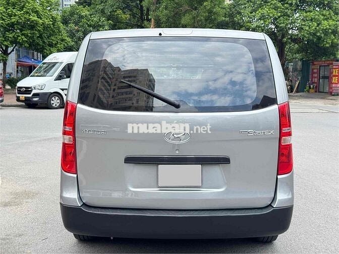 Hyundai Grand Starex 2013 Van 6 chỗ số sàn xăng