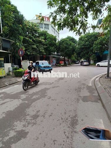 Mới tinh nhà cho thuê Xuân Phương đẹp hơn tranh 5tầng thông sàn