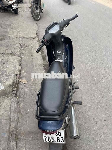 nhà thừa xe cần bán. xe mới bảo dương hơn 2tr