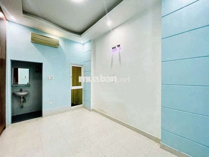 Nhà Nguyên Căn Hẻm Xe Hơi Phan Xích Long  Phú Nhuận