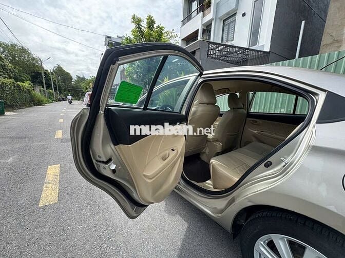 Toyota vios E số tự động đời 2018