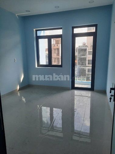 Cho thuê nhà mặt tiền CMT8 phường Nhiêu Lộc
