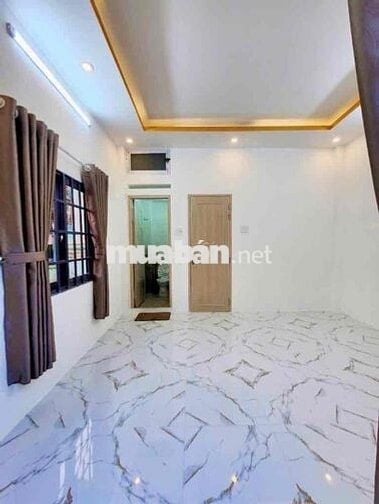 Nhà 1 trệt . 3 lâu . 4PN . 3VS