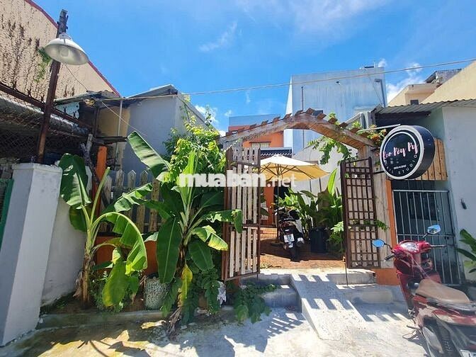 Nhà 3 tầng, mặt bằng trước và sau kinh doanh + các tầng để ở