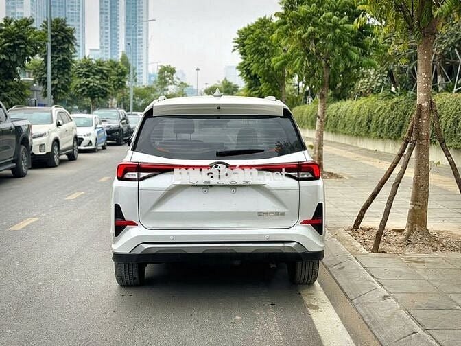 Veloz Cross 1.5TOP 2023 màu trắng zin