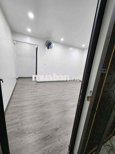 KIM MÃ THƯỢNG -  NHÀ TẬP THỂ MỚI ĐẸP Ở LUÔN - 3 NGỦ, 2 VS - THOÁNG SÁN