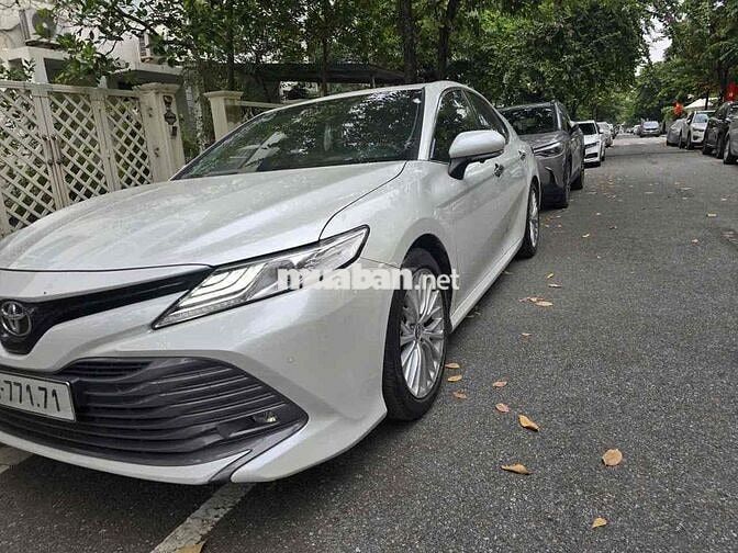 Toyota Camry 2019 2.5Q - 64000 km
