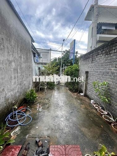 Cho thuê nhà nguyên căn ngay mặt tiền đường 30/4 thuận lợi mua bán kd