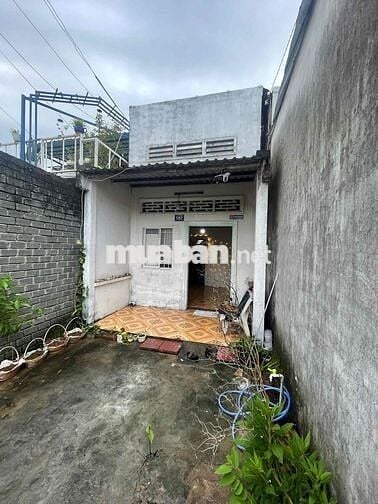 Cho thuê nhà nguyên căn ngay mặt tiền đường 30/4 thuận lợi mua bán kd