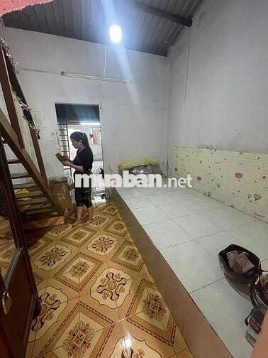 Cho thuê nhà nguyên căn ngay mặt tiền đường 30/4 thuận lợi mua bán kd