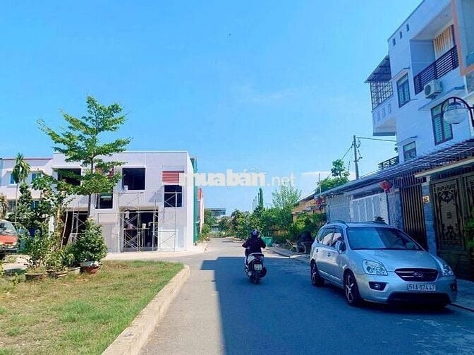 CHỐT NHANH LÔ 100M2 NGAY SÂN BAY LONG THÀNH, MẶT TIỀN ĐẠI LỘ 60M