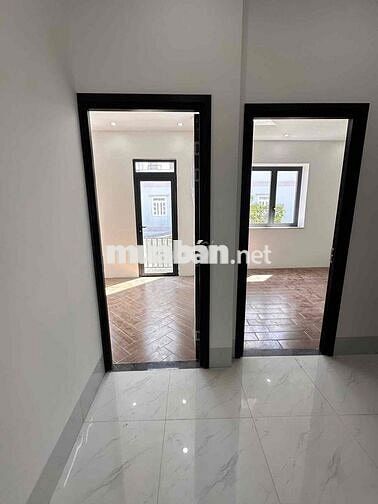 Nhà 1T 1 Lầu Hẻm 71 Lê Hồng Phong thông hẻm 18 Hồ Trung Thành