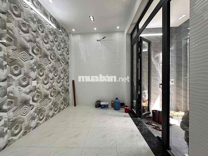 Nhà 1T 1 Lầu Hẻm 71 Lê Hồng Phong thông hẻm 18 Hồ Trung Thành