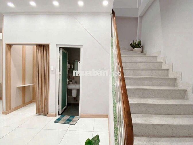 19,3 TỶ TL MT ÂU CƠ DT 4,2X25M NHÀ 3 TẦNG GẦN KHU BẦU CÁT ĐG RỘNG 18M