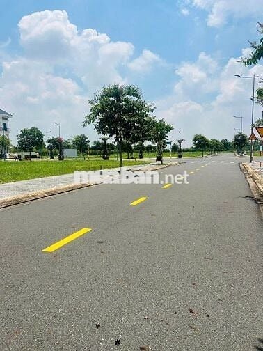 ĐÓN SÓNG PHÁT TRIỂN KĐT VỆ TINH SÂN BAY LONG THÀNH, 900TR/LÔ FULL THỔ
