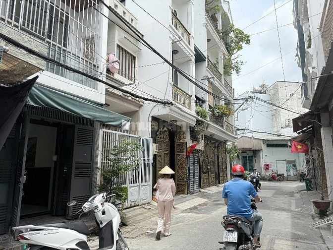 Nhà thuê Khuông Việt (3,3 x 20) 2 tầng (2pn - 3wc) - Quận Tân Phú