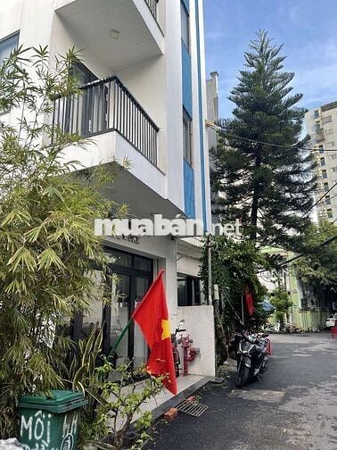 Bán nhà 2tầng cách Biến mỹ khê mấy bước chân.cạnh trung tâm tài chính
