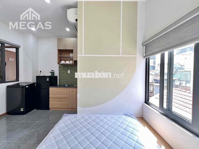 CĂN HỘ Q1_RỘNG RÃI_CỬA SỔ_THOÁNG MÁT_SẠCH SẼ_MỚI_THANG MÁY_PHỐ ĐI BỘ