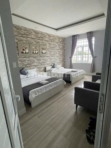 Mình cần bán gấp khách sạn Huỳnh Lâm mặt tiền Võ Văn Kiệt, Đồng Tháp