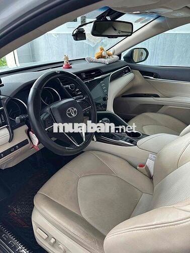 Toyota Camry 2020 2.5Q - 34000 km- 320Tr Trả Trươc
