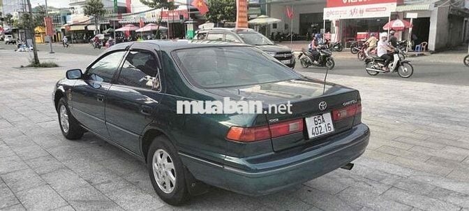Toyota Camry 1997 XLi 2.2 MT - 686868 km