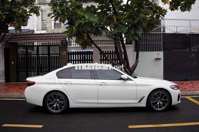 BMW 520i G30 model 2019
