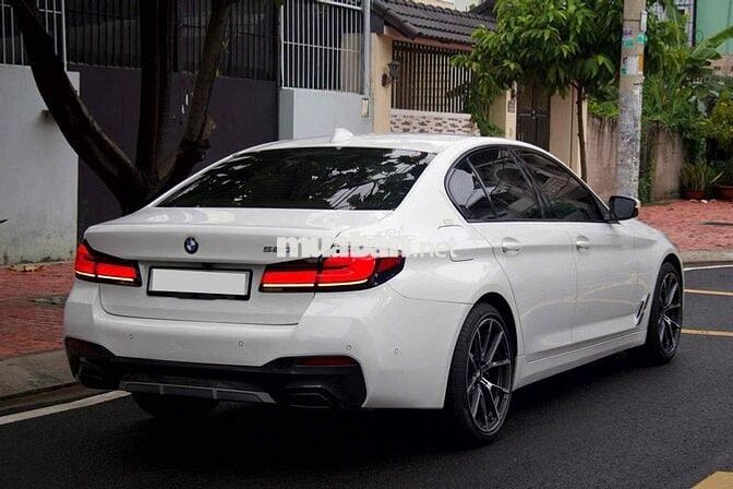 BMW 520i G30 model 2019