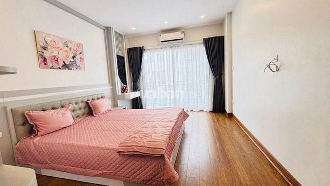 Phạm Văn Đồng 33m2*5T ngõ thông cạnh Công viên Hòa Bình, ngõ ô tô 8 tỷ