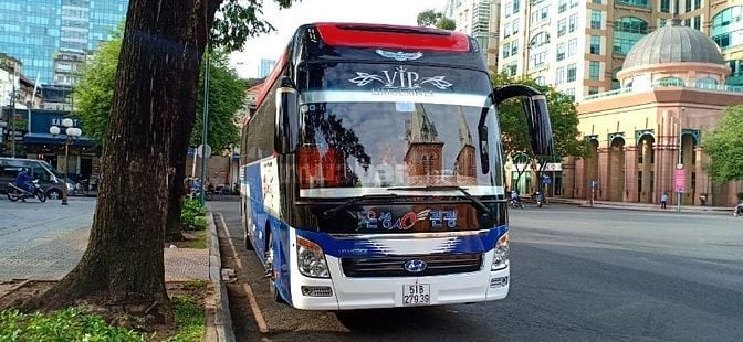 THUÊ XE DU LỊCH 16,29,45 CHỖ ĐỜI MỚI - SGC TOURIST