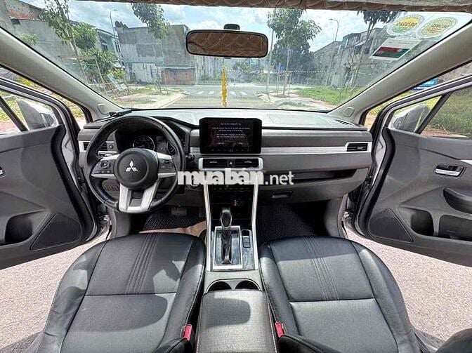 Mitsubishi Xpander 2022 AT Premium - 75000 km
