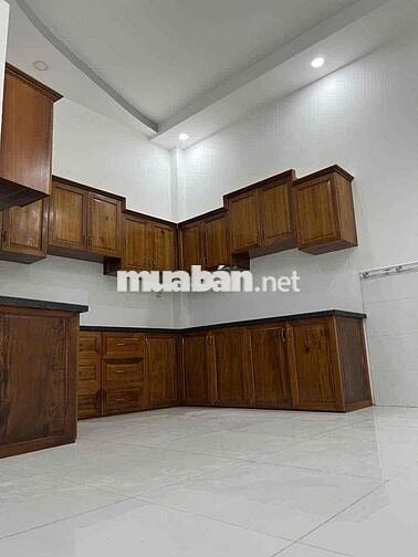 Nhà lầu 4 phòng diện tích 5x23 đường Nhật Tảo, Lê Bình, C Răng - 4 tỷ