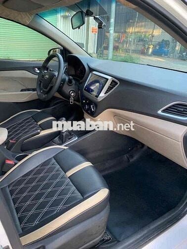 Hyundai Accent 2024 1.4 MT - 50000 km