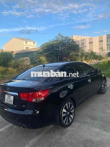 Kia Forte 2011 SX 1.6 AT - 90000 km