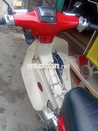 Xe cub 50 khong chinh chu
