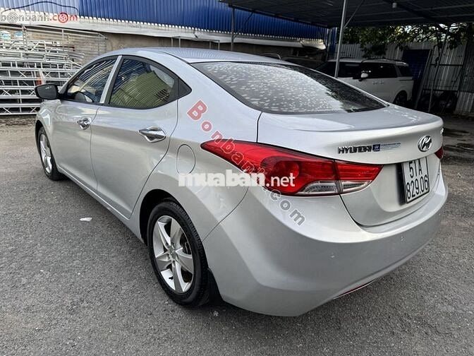 Xe Hyundai Elantra 1.8 AT 2013 - 285 Triệu