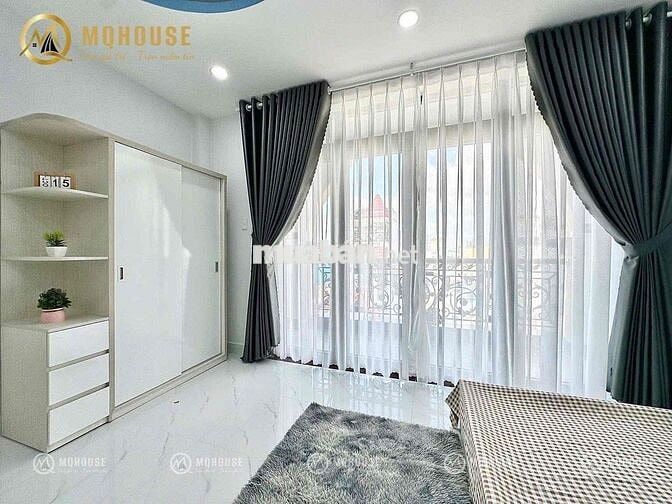CHO THUÊ CĂN HỘ FULL NỘI THẤT CỬA SỔ BAN CÔNG CẦU ÔNG LÃNH QUẬN 1