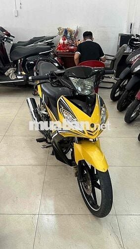 Ex 135 Xuống Áo.Máy êm.xe liền.Giá tốt cho ACE