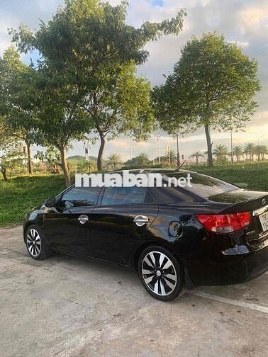 Kia Forte 2011 SX 1.6 AT - 90000 km