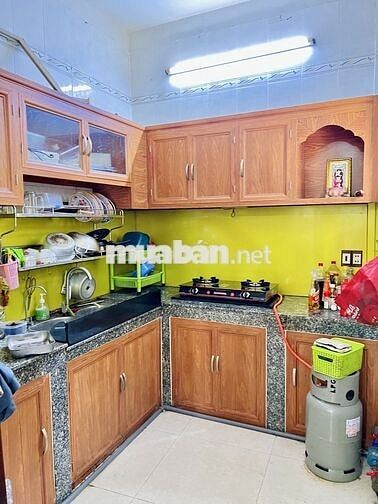 Bán Nhà Hẻm Ô Tô 8M Hương Lộ 3 Bình Tân, 3 Lầu, 3 PN Nhỉnh 3 Tỷ TL