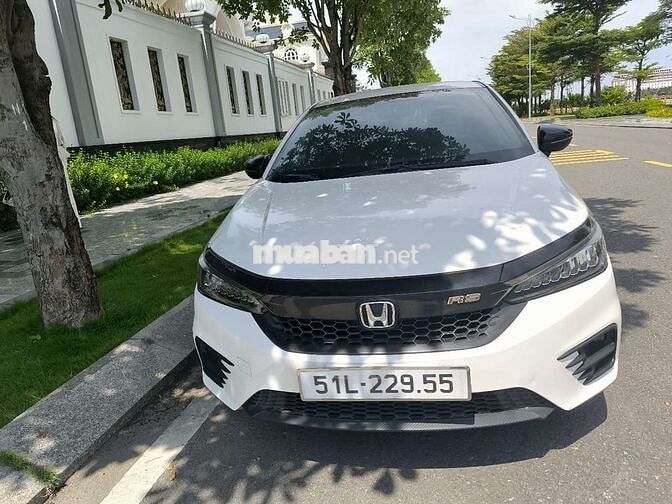 240 2022 1.5 RS - 75000 km