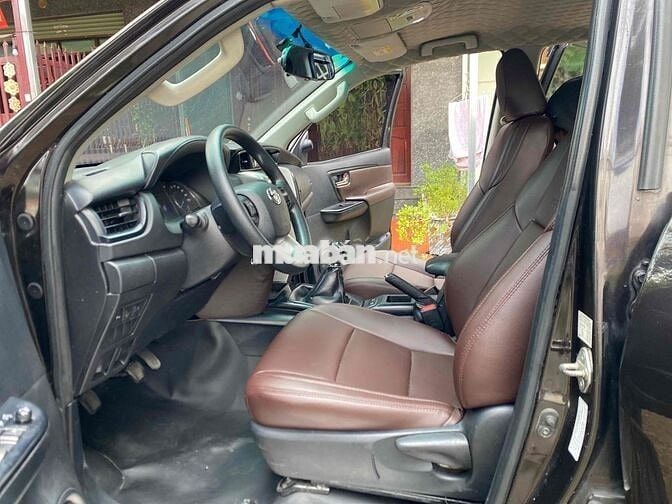 Toyota Fortuner 2017 đk 2018 sàn dầu(1 chủ)