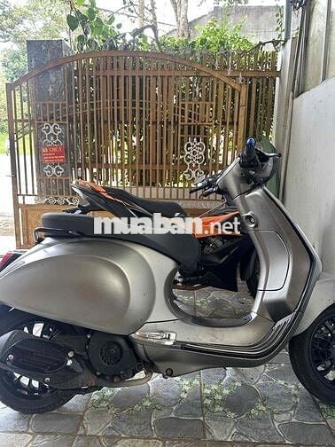 cần bán vespa spint 150 máy 3v hàng hiếm