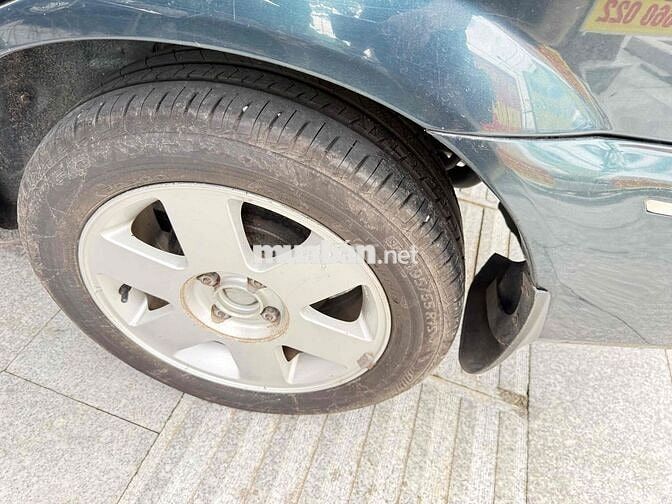 Ford Laser 2002 GLXi MT - 100000 km