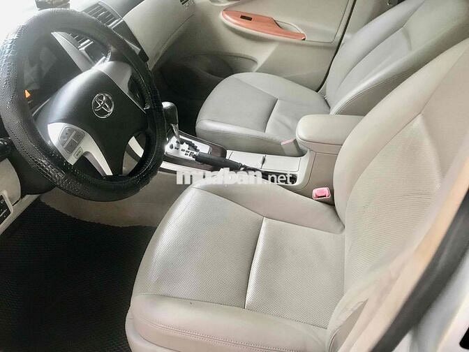 Toyota Corolla Altis 2012 1.8G CVT - tự động