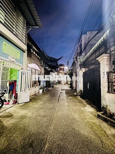 Gấp Bán Nhà, Hẻm xe hơi, Huỳnh Thị Hai Tân Chánh Hiệp, Q12 Giá 4Tỷ 08.