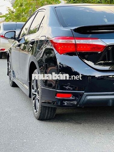 Toyota Corolla Altis 2016 2.0V