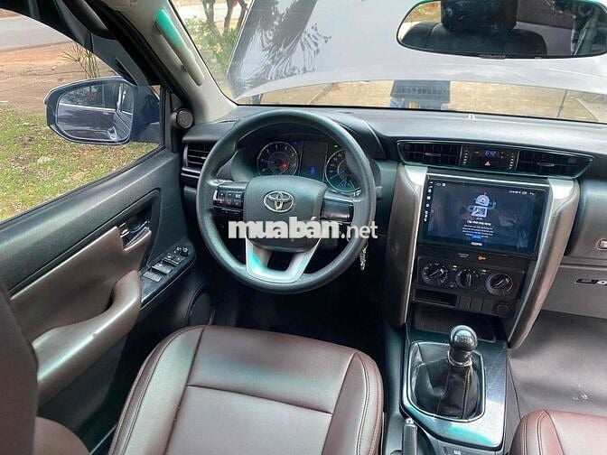 Toyota Fortuner 2017 đk 2018 sàn dầu(1 chủ)