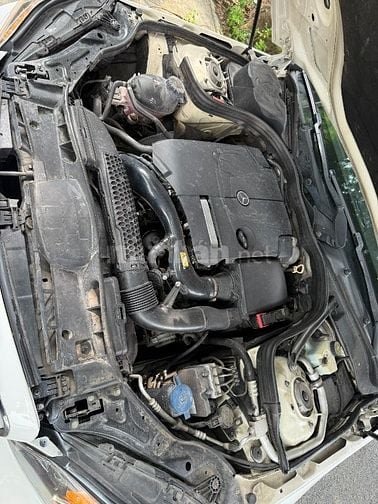 Bán Mercedes E250 2014 W212 màu trắng nội thất vang đỏ